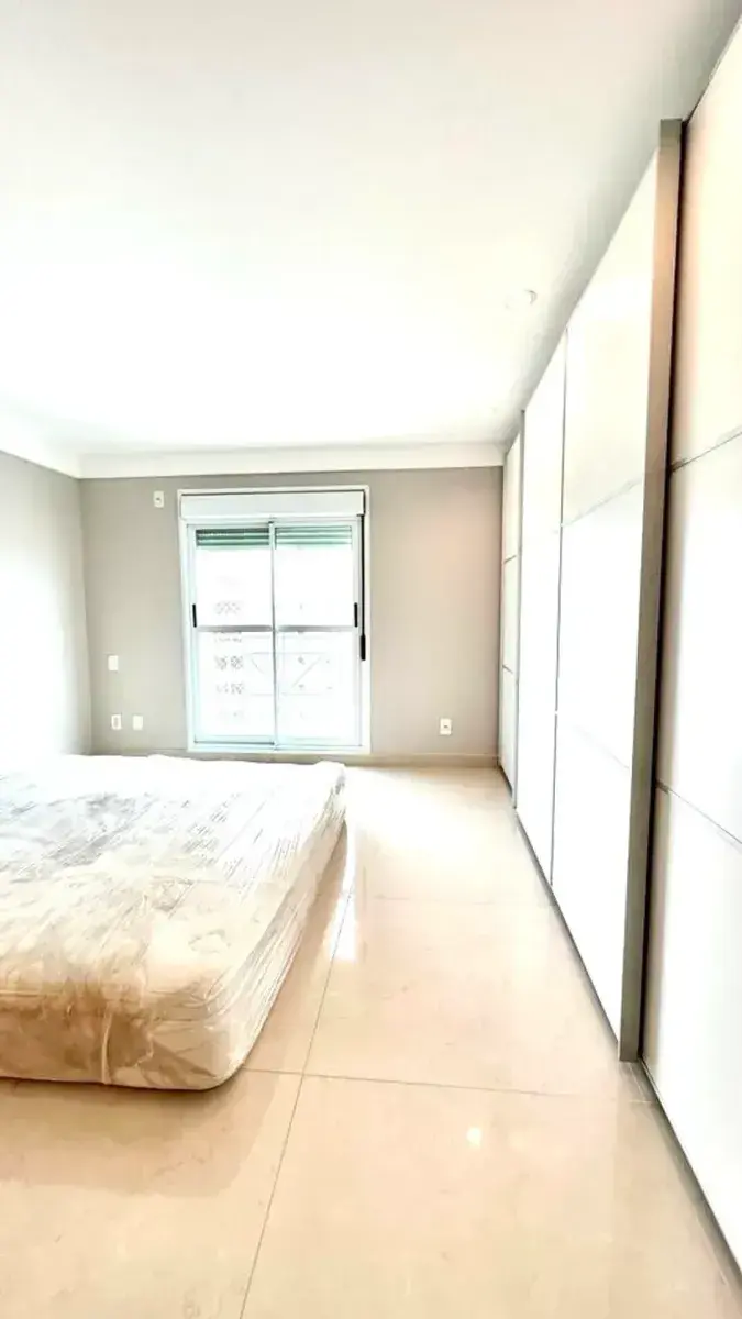 Apartamento de 187 m² com 3 suítes no Residencial Sol De La Plaza LifeStyle, Setor Oeste em Goiânia