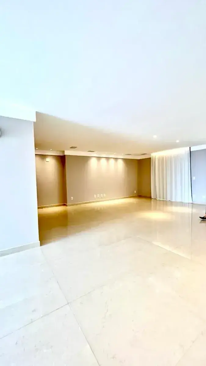 Apartamento de 187 m² com 3 suítes no Residencial Sol De La Plaza LifeStyle, Setor Oeste em Goiânia