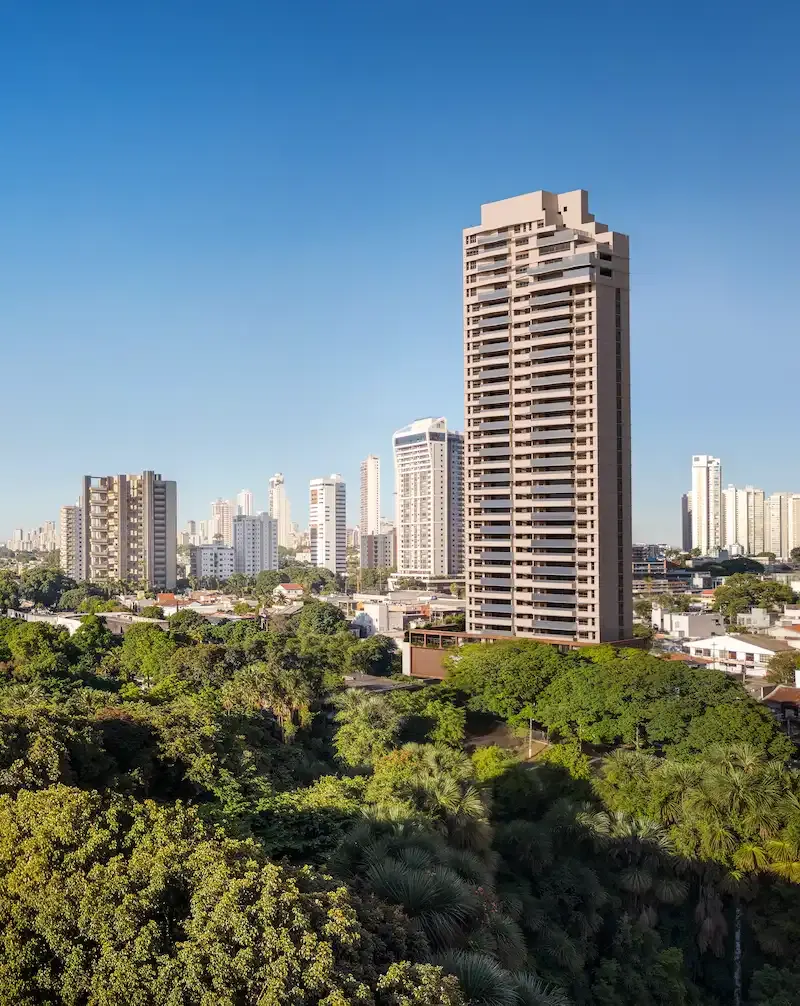 Ryad Marista Luxo no Skyline da Rua — Ryad Marista: Luxo Inspirado em Marrocos no Coração de Goiânia