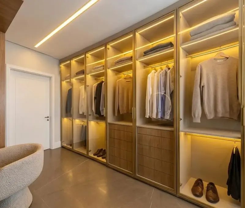 Ambiente do apartamento mobiliado e decorado no Atmos City Design, Setor Marista em Goiânia