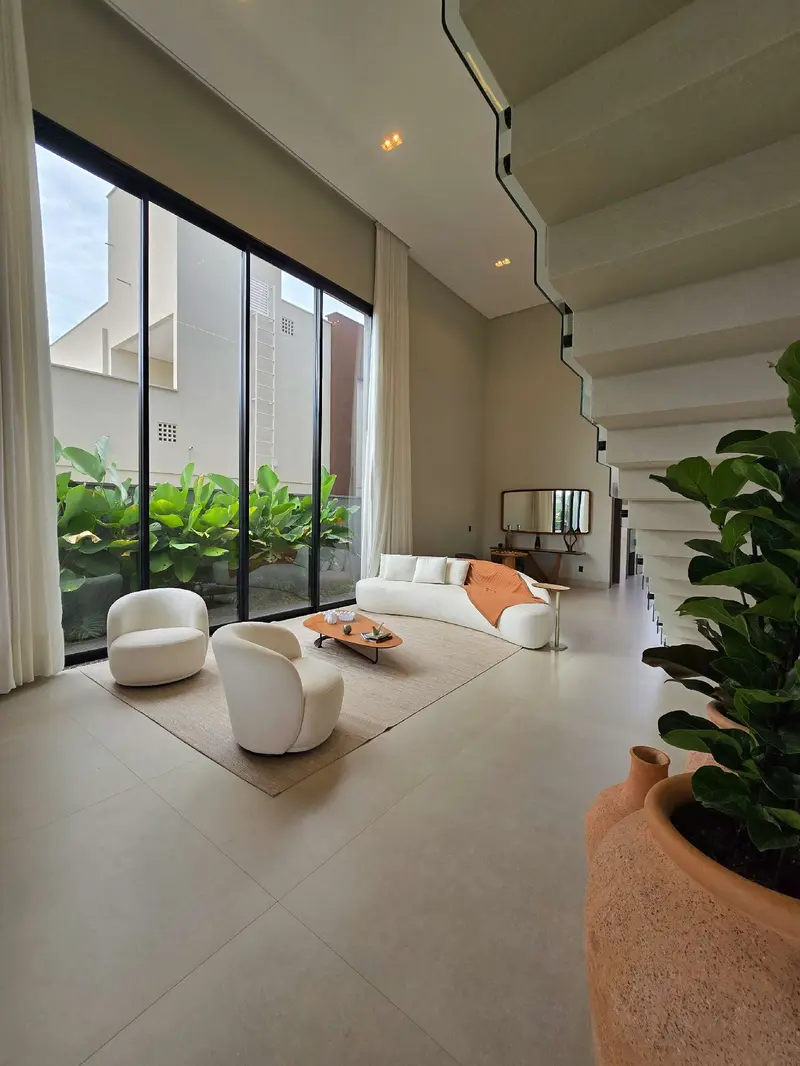Living integrado do sobrado mobiliado no Jardins Itália, Goiânia