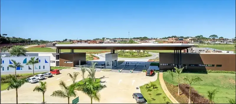 Área verde ajardinada do condomínio fechado Jardins Itália, Goiânia